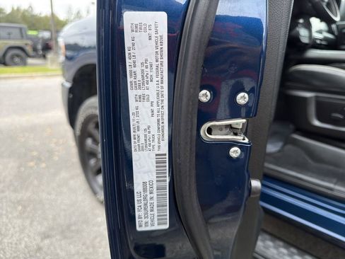 Used 2024 RAM 2500 Laramie w/ Night Edition image 32