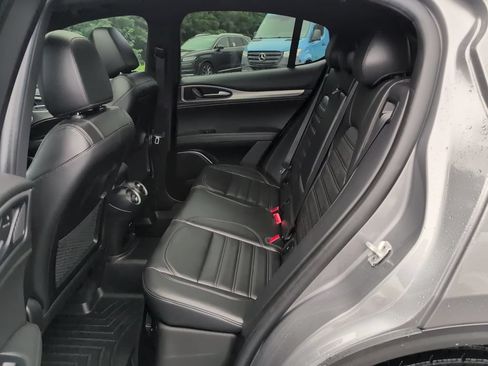 Used 2018 Alfa Romeo Stelvio Ti Sport AWD/4WD image 35