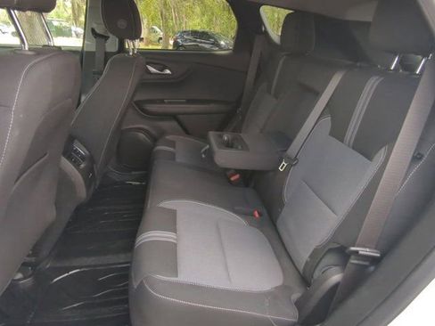 Used 2024 Chevrolet Blazer LT w/ Convenience Package FWD image 12