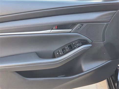 Certified 2025 MAZDA MAZDA3 s Sport image 6