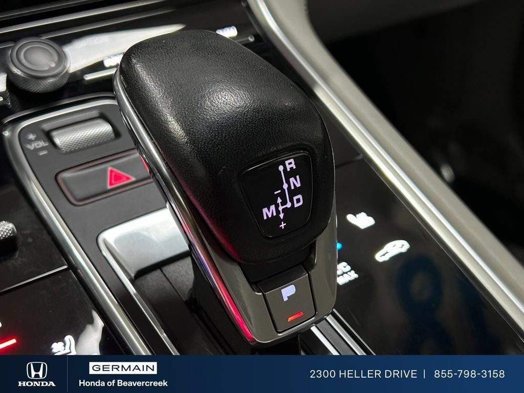 Used 2018 Porsche Panamera 4 Executive AWD/4WD image 22