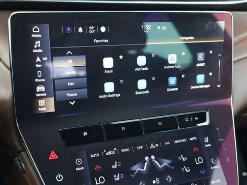 Used 2023 Maserati Grecale GT image 17