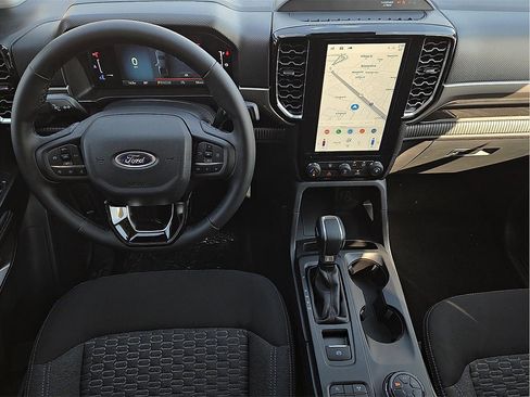New 2025 Ford Ranger XLT image 9