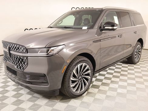 New 2026 Lincoln Navigator Black Label AWD/4WD image 11