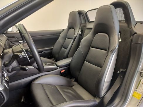 Certified 2017 Porsche 718 Boxster S RWD image 13
