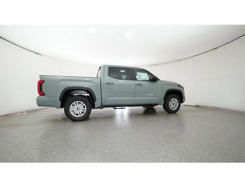 New 2025 Toyota Tundra SR5 w/ SR5 Premium Package AWD/4WD image 26