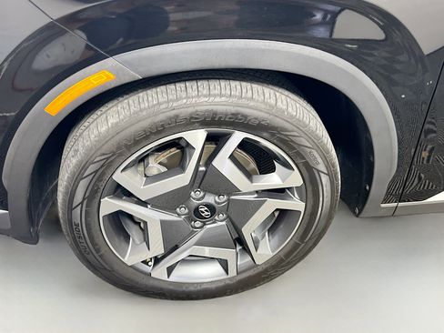 Used 2024 Hyundai Palisade SEL w/ Premium Package FWD image 13