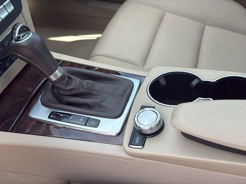 Used 2012 Mercedes-Benz C 250 Sedan image 37