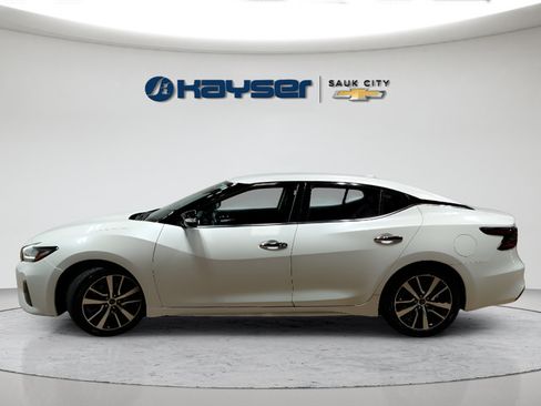 Used 2023 Nissan Maxima SV w/ Floor Mat Group FWD image 4