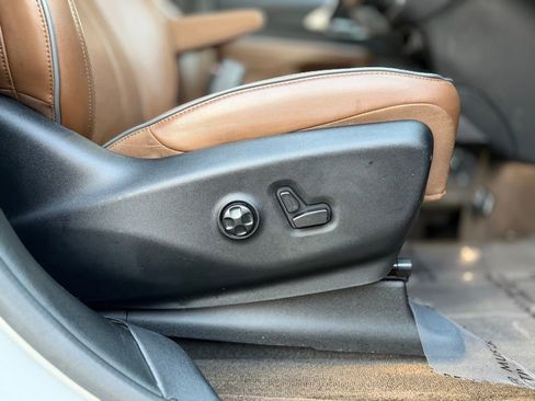 Used 2017 Chrysler Pacifica Limited w/ Advanced Safetytec Group image 37