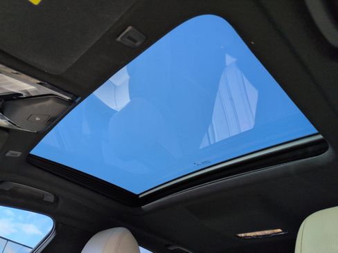 Used 2017 BMW 540i image 28