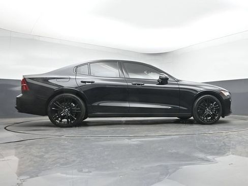 Used 2024 Volvo S60 B5 Plus w/ Climate Package FWD image 39