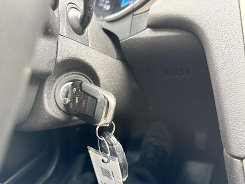 Used 2014 Ford Fusion SE w/ Equipment Group 202A image 16