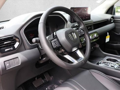 New 2026 Honda Pilot Touring image 10