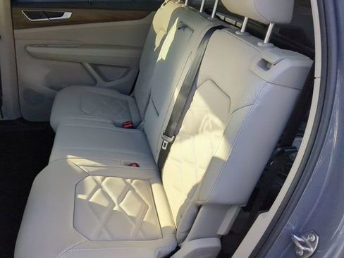 New 2026 Volkswagen Atlas SE image 18