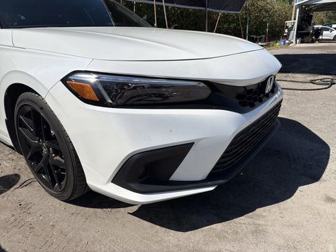 Used 2024 Honda Civic Sport image 10