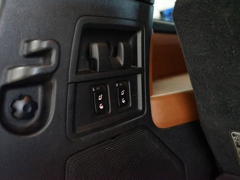 Used 2011 Toyota Sequoia Platinum AWD/4WD image 52