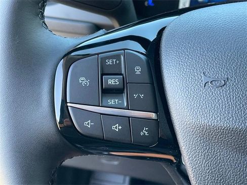 New 2025 Ford Escape SE image 8