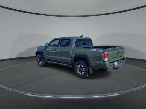 Certified 2021 Toyota Tacoma TRD Off-Road w/ TRD Premium Off Road Package AWD/4WD image 6