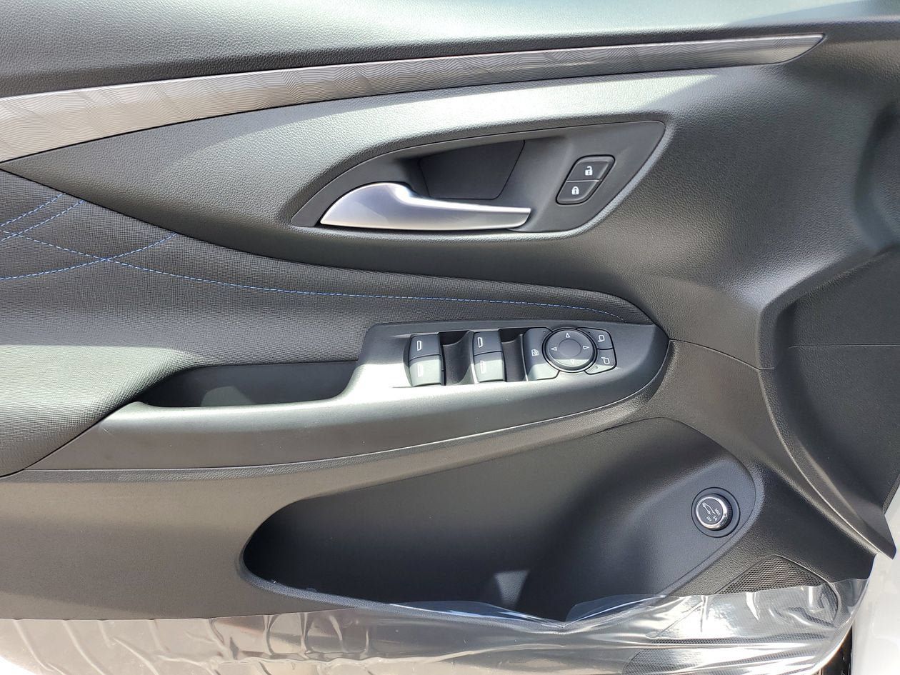 New 2026 Buick Envista Sport Touring w/ Convenience II Package FWD image 16