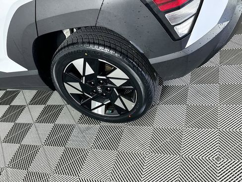 Used 2025 Hyundai Kona SEL AWD/4WD image 37