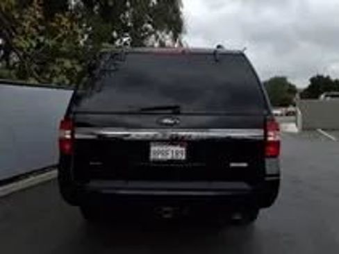 Used 2017 Ford Expedition XLT RWD image 6