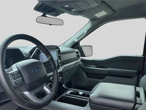 Used 2025 Ford F150 XLT w/ Equipment Group 301A Standard AWD/4WD image 16