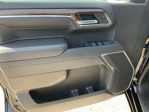 Used 2023 Chevrolet Silverado 1500 LT image 14