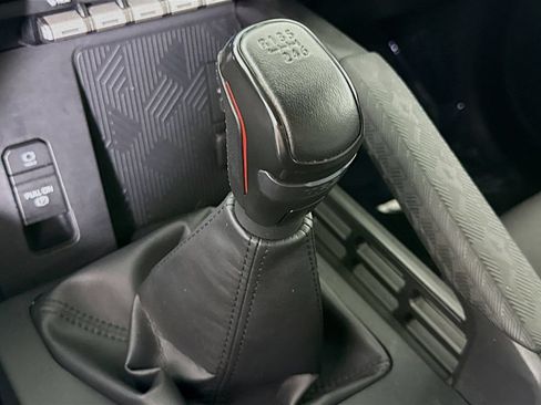 Used 2025 Toyota Tacoma TRD Off-Road AWD/4WD image 10