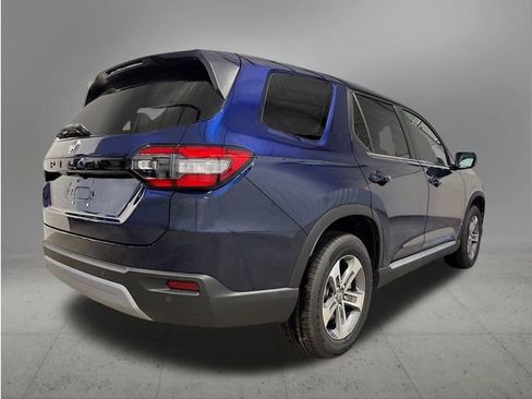 New 2025 Honda Pilot EX-L image 7