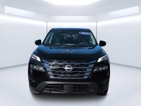 Used 2026 Nissan Rogue SV FWD image 8