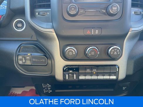 Used 2024 RAM 5500 Tradesman w/ Chrome Appearance Group image 12