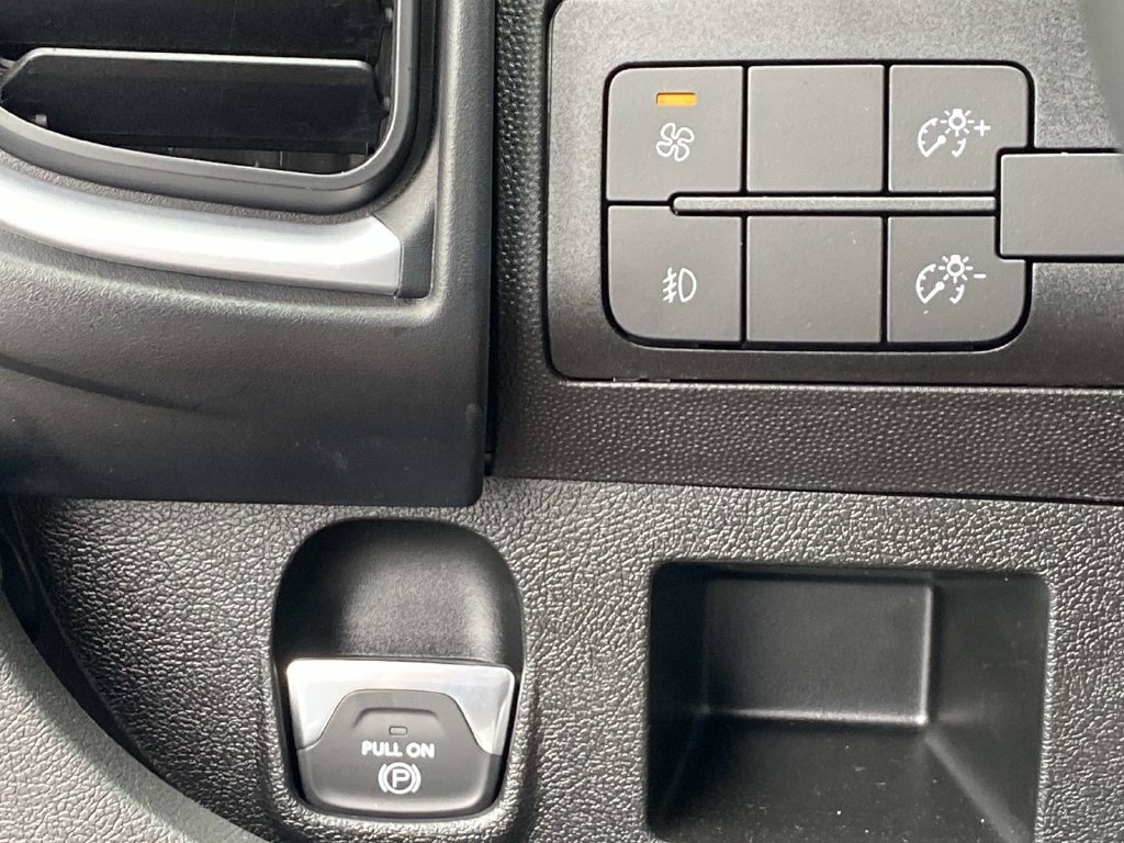 Used 2025 RAM ProMaster 3500 w/ Quick Order Package 22H SLT+ FWD image 21