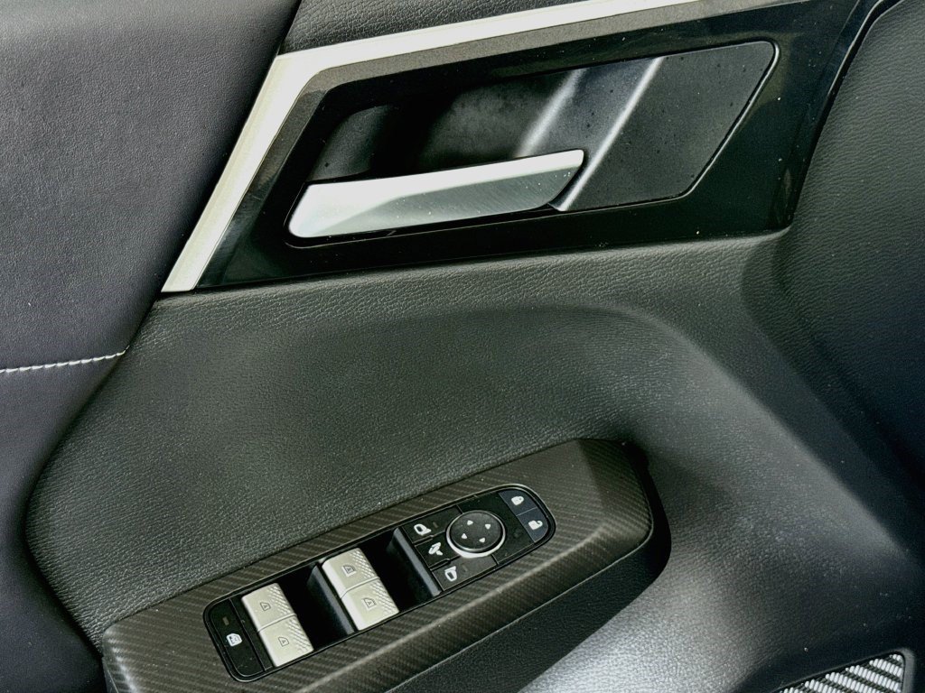Used 2024 Mitsubishi Outlander SE FWD image 23