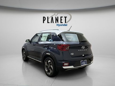 New 2026 Hyundai Venue SEL image 6