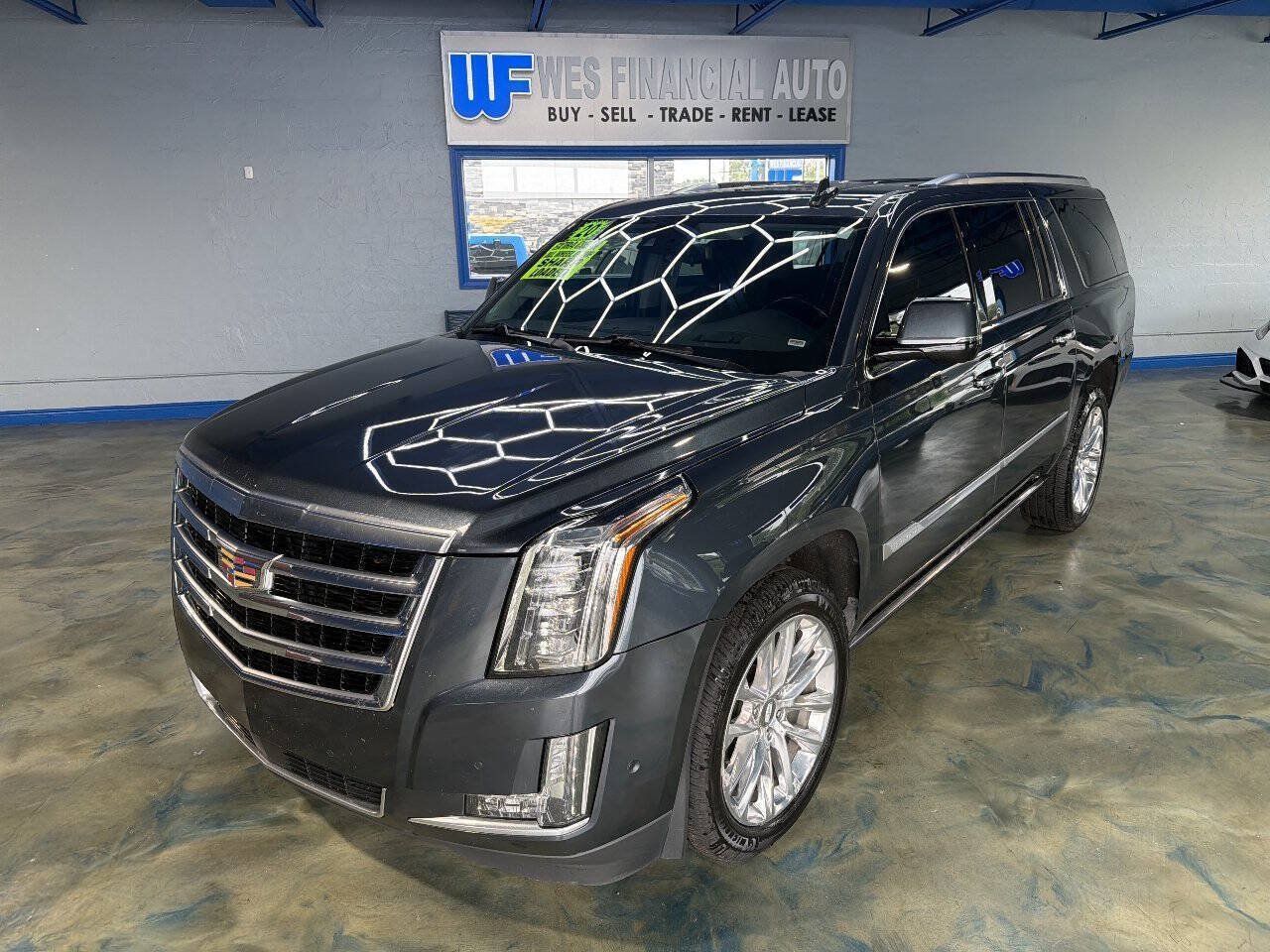 Used 2020 Cadillac Escalade ESV Premium Luxury AWD/4WD image 5