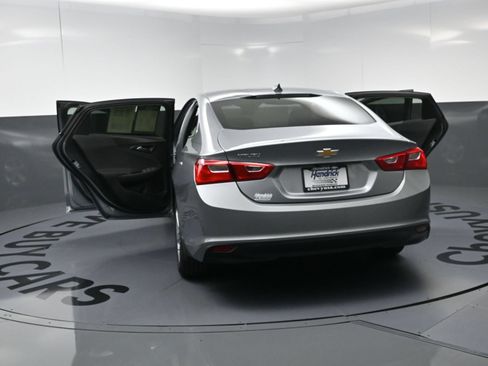 Used 2023 Chevrolet Malibu LS FWD image 26