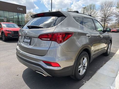 Used 2018 Hyundai Santa Fe Sport FWD image 8