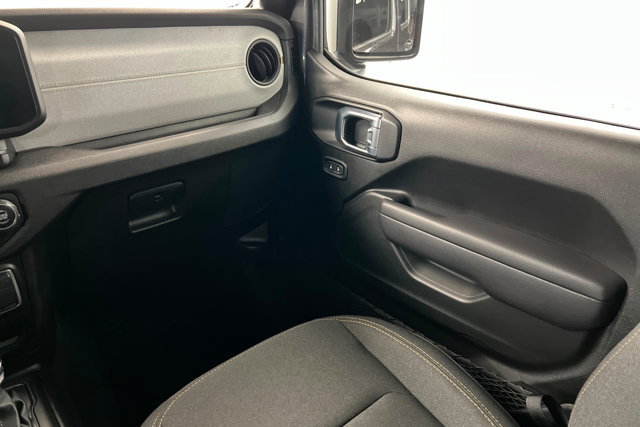Used 2024 Jeep Wrangler Unlimited Sport AWD/4WD image 10