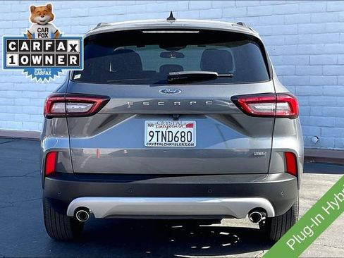 Used 2025 Ford Escape SE FWD image 3