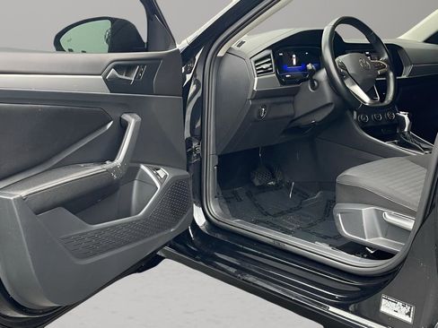 Used 2023 Volkswagen Jetta S image 11