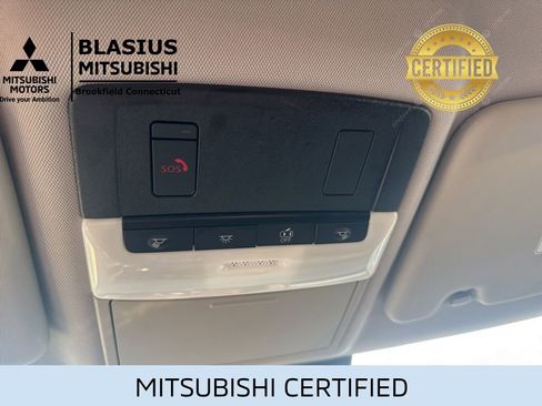 Used 2023 Mitsubishi Outlander 4WD Plug-In Hybrid image 28