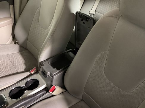 Used 2012 Ford Fusion SE FWD image 27