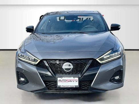 Used 2023 Nissan Maxima SR w/ Sport Mat Group FWD image 2