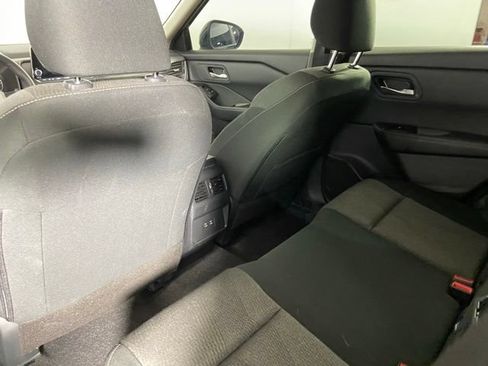 Used 2026 Nissan Rogue SV AWD/4WD image 14