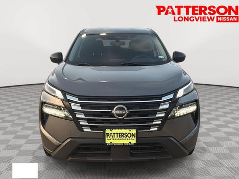 Used 2024 Nissan Rogue S FWD image 2