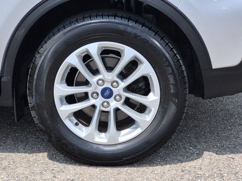 Used 2020 Ford Escape SE FWD image 14