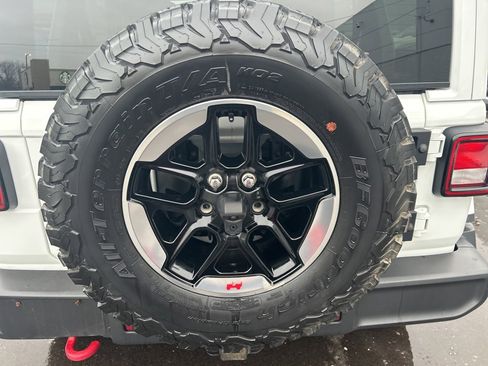 Certified 2018 Jeep Wrangler Unlimited Rubicon image 9