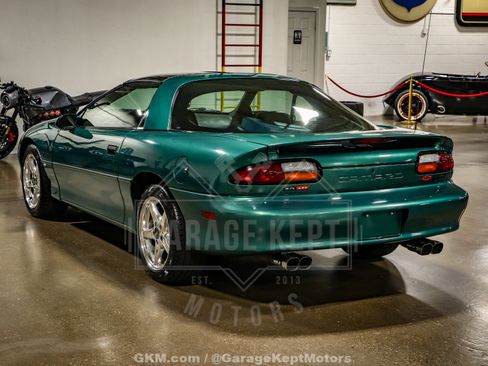 Used 1997 Chevrolet Camaro Z28 RWD image 7