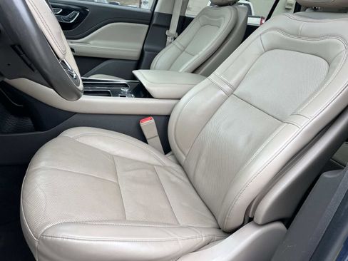 Used 2020 Lincoln Aviator Reserve w/ Elements Package Plus image 22